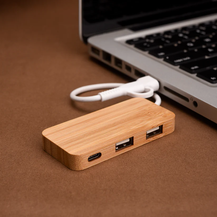 Cedar Multi-Charging USB Hub